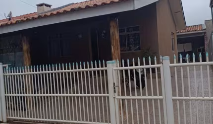 Casa Residencial com 2 quartos  à venda, 61.00 m2 por R$200000.00  - Uvaranas - Ponta Grossa/PR