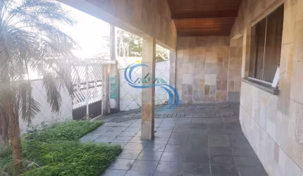 Casa com 3 dorms, Real, Praia Grande