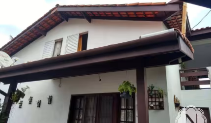 Sobrado no bairro Praia dos Sonhos