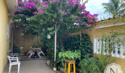 Sobrado no bairro Suarão