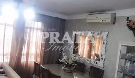 CENTRO SÃO VICENTE 4 DORMITÓRIOS 1 SUÍTE 1 VG GARAGEM DEMARCADA