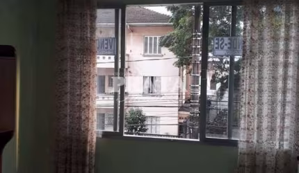 CENTRO  SÃO VICENTE 1 DORMITÓRIO 1 VAGA GARAGEM