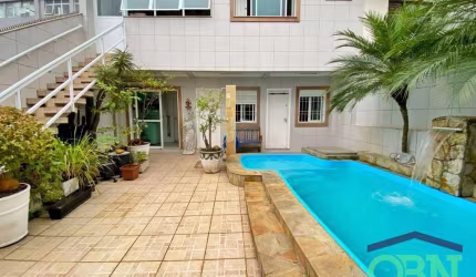 !!!OPORTUNIDADE!!! LINDO SOBRADO ALTO PADRÃO com 04 SUÍTES - PISCINA - CHURRASQUEIRA - EDÍCULA -  02 VAGAS por R$ 3.250M - BOQUEIRÃO SANTO/SP