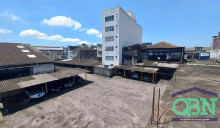 !OPORTUNIDADE! ESPETACULAR TERRENO com 1500M² - 02 ENTRADAS - CENTRO DE SANTOS - por R$ 4.5 MILHÕES (ESTUDA PERMUTA) ou LOCAÇÃO por R$ 30 MIL (PACOTE)