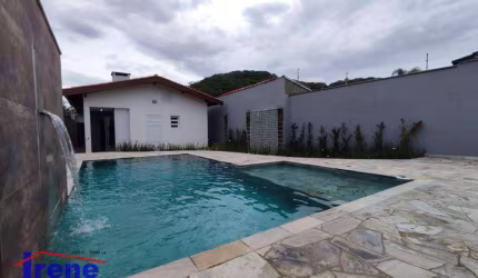 Casa próximo à praia com 3 dormitórios à venda, 158 m² por R$ 890.000 - Praia Do Sonho - Itanhaém/SP