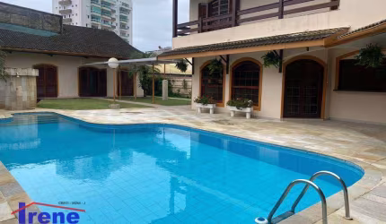 Casa com 4 dormitórios à venda, 491 m² por R$ 2.500.000,00 - Centro - Itanhaém/SP