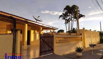 Casa com Piscina, contendo 3 dormitorios  à venda, 135 m² por R$ 555.000 - Balneario Gaivotas - Itanhaém/SP
