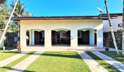 Casa com 4 quartos, Praia Dura, Ubatuba - R$ 1 mi, Cod: 2208