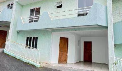 Sobrado com 3 dormitórios à venda, 152 m² por R$ 579.000,00 - Xaxim - Curitiba/PR