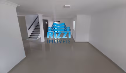 Maravilhosa Casa com 600m² - Condomínio Bosque dos Esquilos / Anil