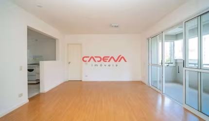 Apartamento com 3 quartos e 2 vagas para aluguel no Alto da Glória
