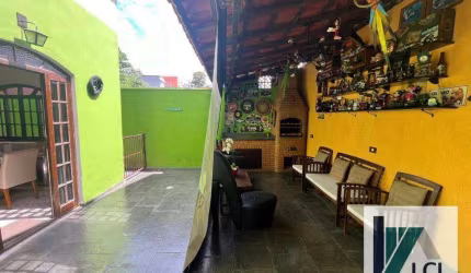 Sobrado com 3 dormitórios à venda, 173 m² por R$ 540.000,00 - Jardim Salete - Taboão da Serra/SP