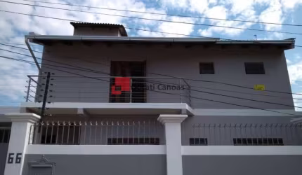 Excelente sobrado com 4 dormitórios