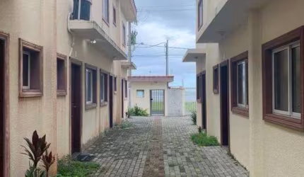 Casa em Condomínio Mobiliada para Venda em Itanhaém / SP no bairro Luiza Mar Mirim