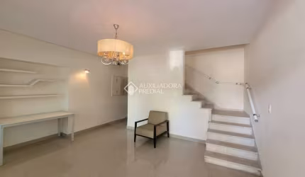 Casa em condomínio fechado com 5 quartos à venda na Avenida Santo Amaro, 6506, Alto da Boa Vista, São Paulo, 130 m2 por R$ 748.000