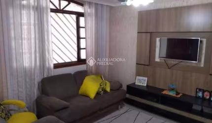 Casa com 2 quartos à venda na Joaquim Gonçalves Ledo, 161, Taboão, Diadema, 165 m2 por R$ 490.000