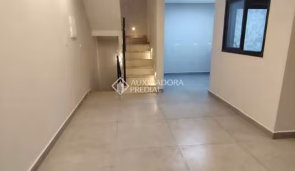 Casa com 2 quartos à venda na Rua Manduri, 382, Jardim Paraíso, Santo André, 102 m2 por R$ 690.000