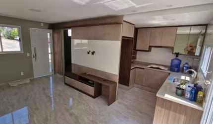 Casa em Condomínio para Venda em Suzano, Chácara Faggion, 2 dormitórios, 2 banheiros, 2 vagas