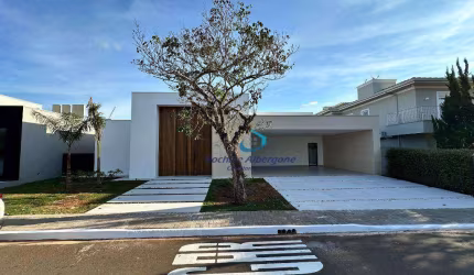 Casa Nova Térrea Condomínio Villagio do Engenho 3 suítes Salas Integradas ao Gourmet Lavabos Despensa Depósito Piscina 6 vagas Projeto Diferenciado