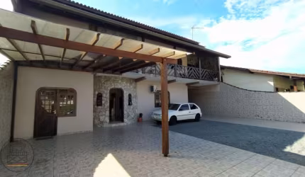 Casa com 6 quartos à venda no Passo Manso, Blumenau , 291 m2 por R$ 950.000