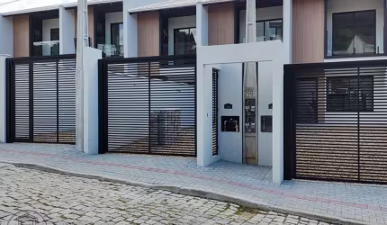 Casa com 2 quartos à venda no Velha, Blumenau , 119 m2 por R$ 610.000