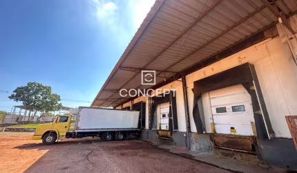 Barracão / Galpão / Depósito com 1 sala para alugar na A, 5100, Distrito Industrial, Cuiabá por R$ 21.900