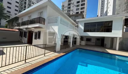Casa com 4 quartos, Ponta da Praia, Santos, Cod: 4983