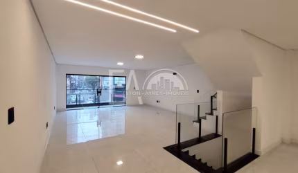 Casa com 3 quartos, Embaré, Santos - R$ 2.17 mi, Cod: 5253