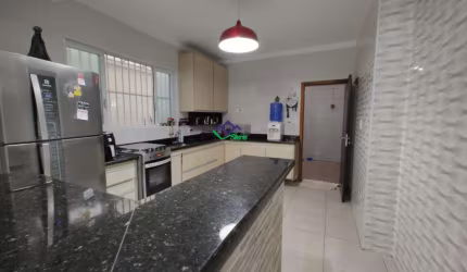Casa para Venda em Santos, Embaré, 3 dormitórios, 3 suítes, 4 banheiros, 2 vagas
