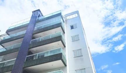 Cobertura à venda no Centro de Bertioga com 3 suites com vista ao mar.