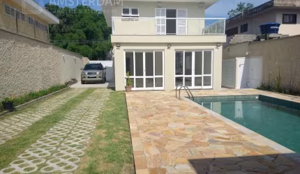 João Ramalho - Sobrado Reformado 100m da Praia da Enseada no Centro de Bertioga Litoral Norte de SP