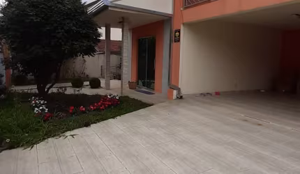 Amplo Sobrado 304m - 4 quartos - São José dos Pinhais