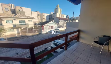 Casa com 4 quartos à venda na Rua José Abreu, --, Estreito, Florianópolis por R$ 1.600.000