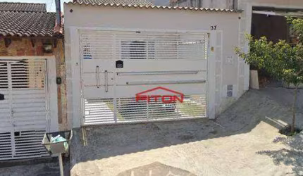 Casa - Itaquaquesetuba - SP.