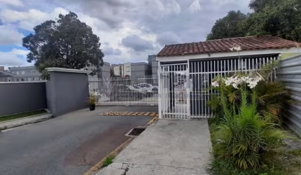 Apartamento com 3 quartos à venda na Rua Almirante Tamandaré, 510, Pedro Moro, São José dos Pinhais, 55 m2 por R$ 215.000