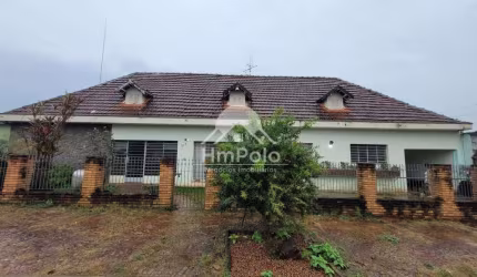 CASA À VENDA COM 4 QUARTOS, 2 SUÍTES E 3 VAGAS NO JARDIM NOSSA SENHORA AUXILIADORA/TAQUARAL EM CAMPINAS/SP.