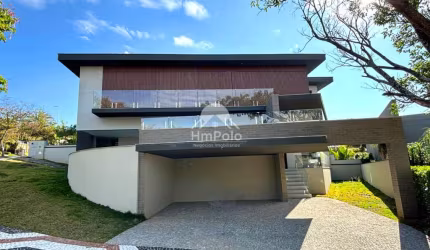 Casa de condomínio com 4 suítes 6 banheiros 3 vagas a venda em Sousas em Campinas-SP