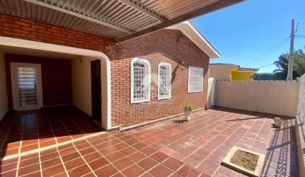 Casa à venda com 2 quartos no Jardim Chapadão em Campinas-SP