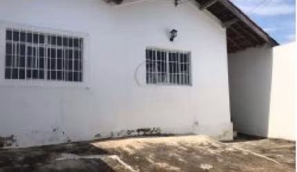 Casa térrea à venda próximo ao Galleria Shopping em Campinas - SP