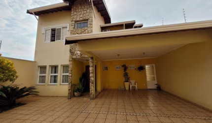 Casa à Venda com 3 Quartos sendo 1 suíte  no Jardim Santa Genebra - Campinas/SP