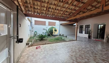 Casa - Jardim Souto - SJCampos - 02 Dormitórios (01 Suíte) - 252m²