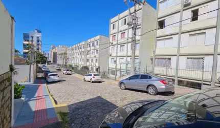AMPLO APARTAMENTO NO ESTREITO COM 3 QUARTOS  - AP1460