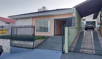 CASA COM 3 QUARTOS EM BARREIROS - CA1675