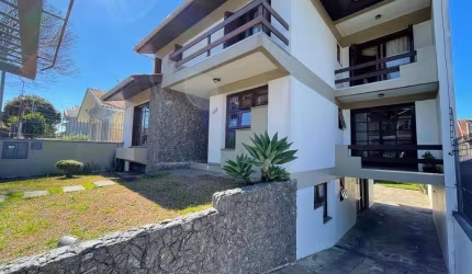 Casa para Venda - 330.56m², 5 dormitórios, sendo 3 suites, 4 vagas - Rio Branco