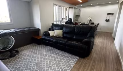 Apartamento para venda com 2 dormitórios no Residencial Gran Hills em Mogi.