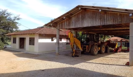 Excelente oportunidade em Tijucas pronto a Morar em um lugar tranquilo em meio a natureza!