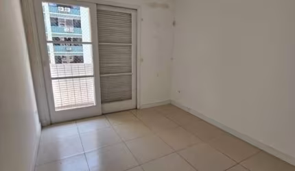 Apartamento para Locação em Santos, Gonzaga, 1 dormitório, 1 banheiro, 1 vaga