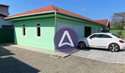 Casa com 3 dormitórios à venda, 233 m² por R$ 890.000,00 - Tapera - Florianópolis/SC