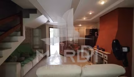 Casa com 3 quartos à venda na Rua Claudio da Silva Pinto, 243, Espírito Santo, Porto Alegre por R$ 610.000