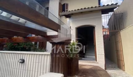 Casa com 3 quartos à venda na Primeiro de Março, 96, Nossa Senhora das Graças, Canoas por R$ 850.000